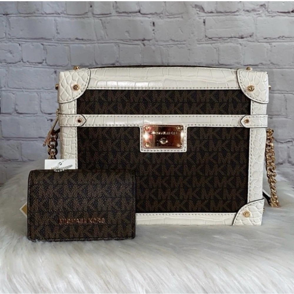 Michael Kors THEODORA Xbody/JET SET Wallet 2pc Set